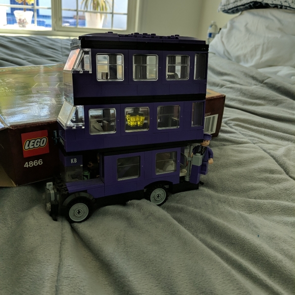 LEGO Harry Potter The Knight Bus (4866)  COMPLETE - Picture 3 of 11